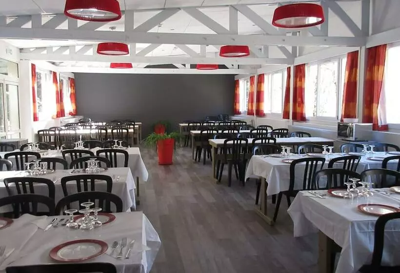 Majatalo Village De Vacances De Marc   Chambres