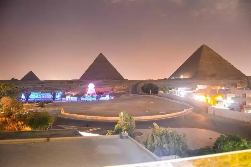 هتل Pyramids Heaven Inn