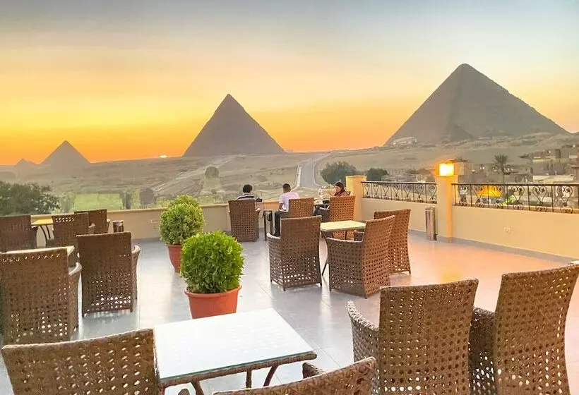 هتل Pyramids Heaven Inn