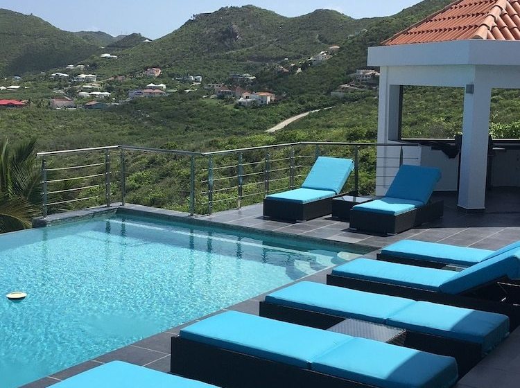 Sea La Vie By Island Properties Online