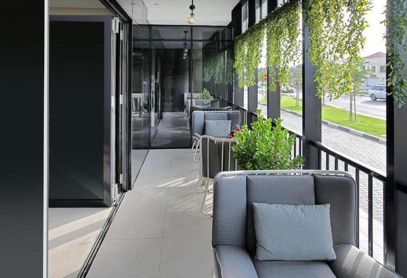 Lemon Tree Hotel, Jumeirah Dubai