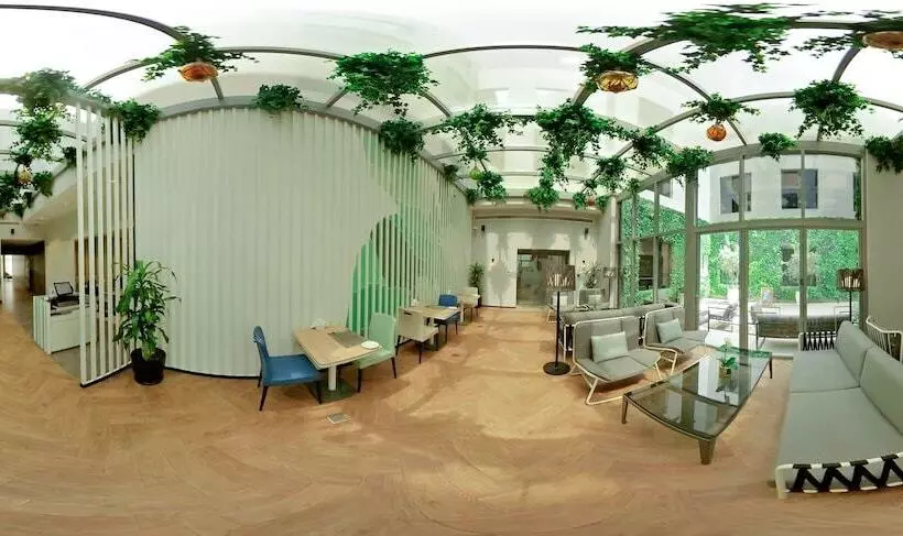 Lemon Tree Hotel, Jumeirah Dubai