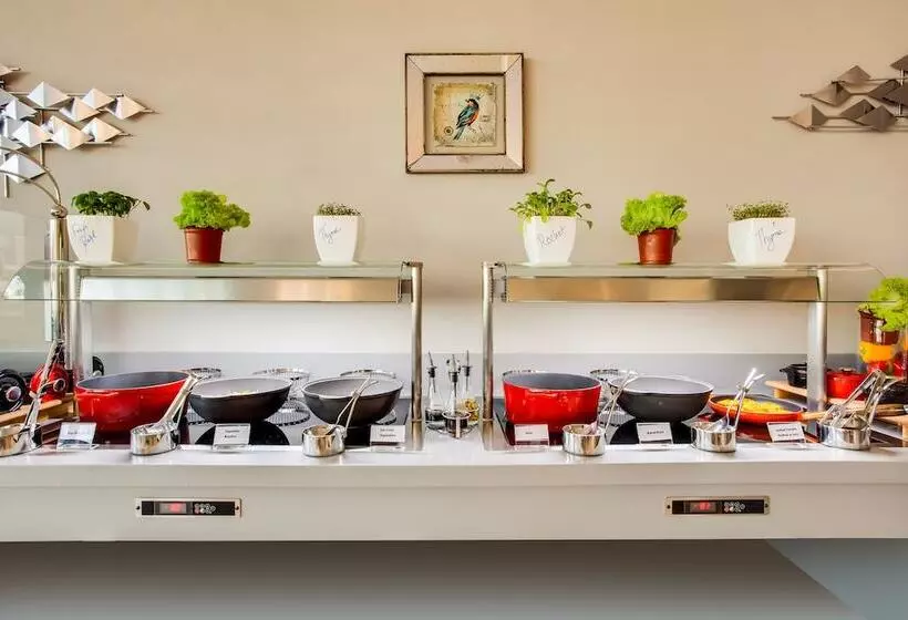 Lemon Tree Hotel, Jumeirah Dubai