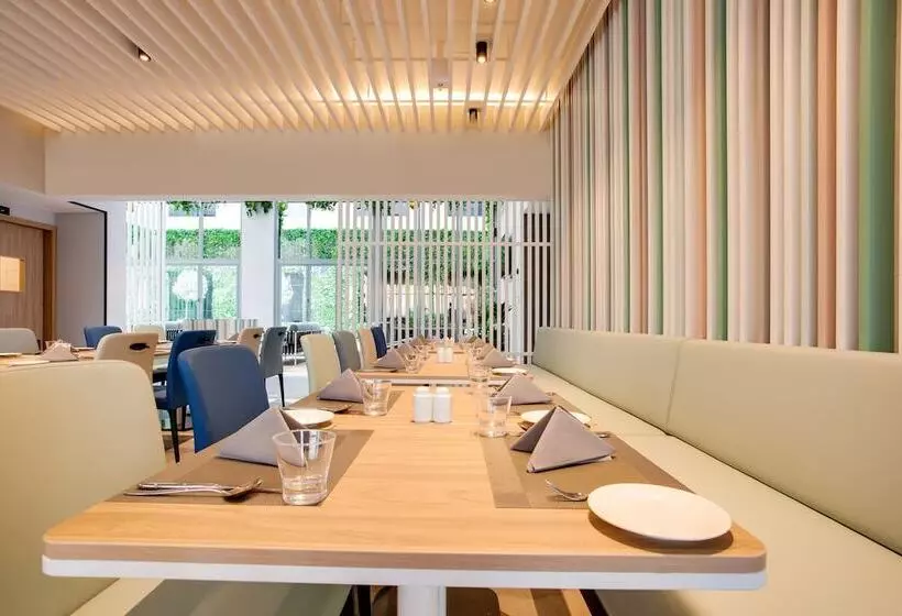 Lemon Tree Hotel, Jumeirah Dubai