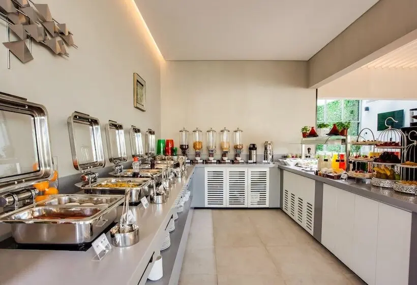 Lemon Tree Hotel, Jumeirah Dubai