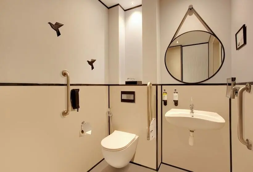 Lemon Tree Hotel, Jumeirah Dubai