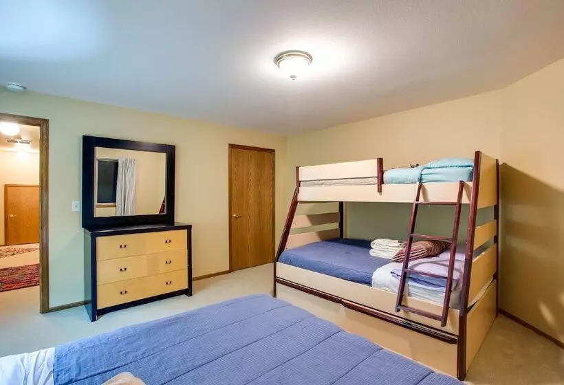 29sl   Hot Tub   Sauna   Bbq   Shuffle Board   Sleeps 11