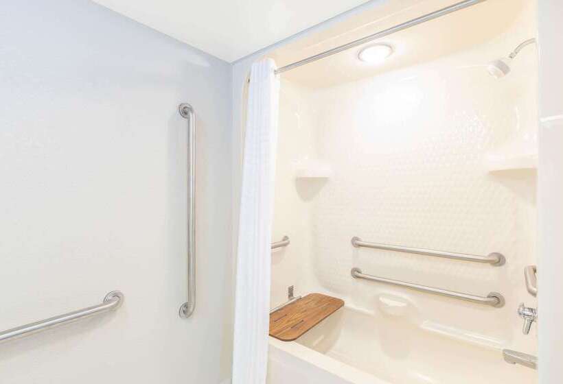 Otel Days Inn By Wyndham Eagan Minnesota Near Mall Of America