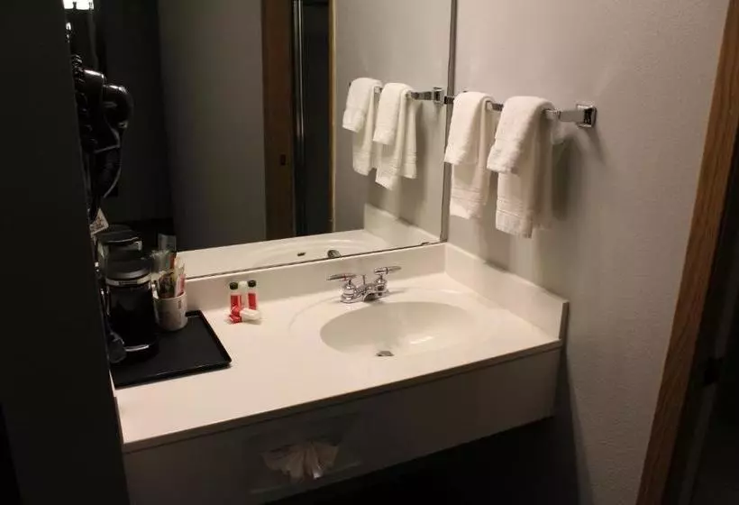 בית מלון כפרי Surestay Plus By Best Western Portland East