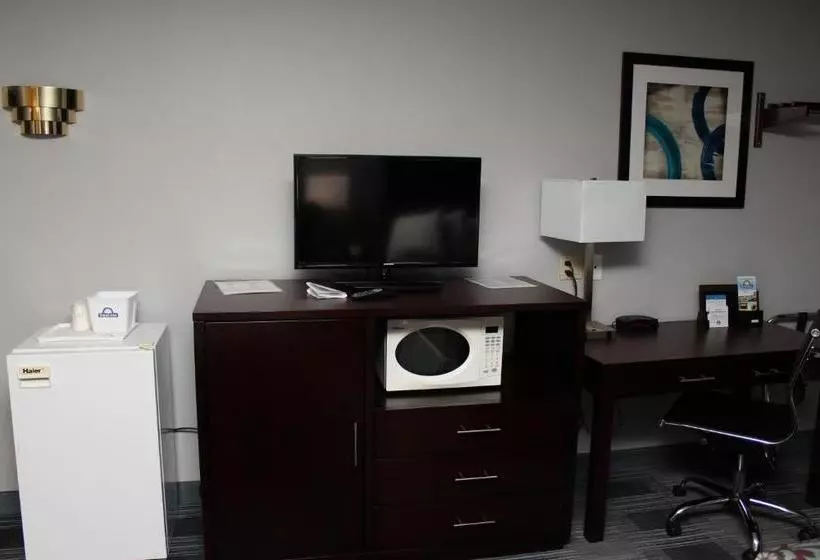 בית מלון כפרי Surestay Plus By Best Western Portland East