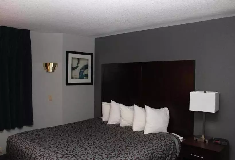 בית מלון כפרי Surestay Plus By Best Western Portland East