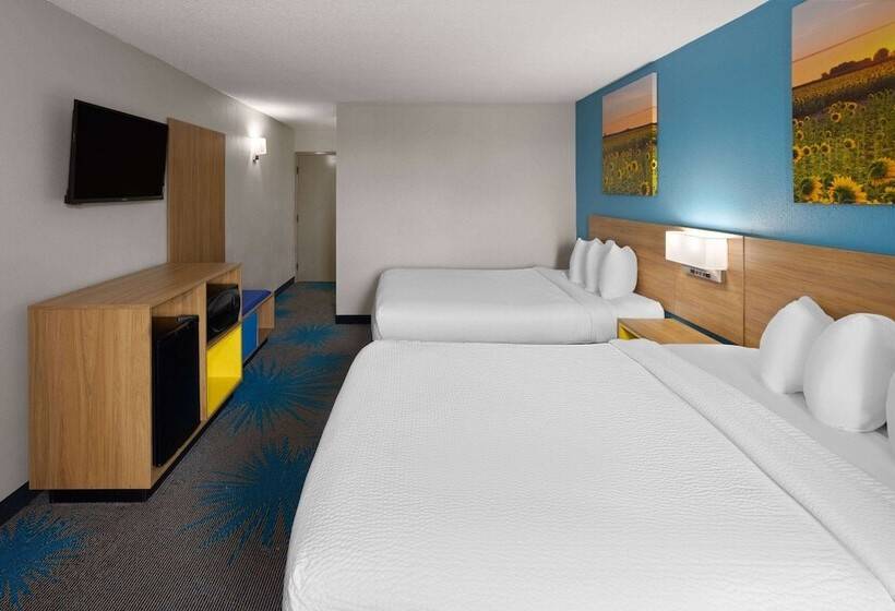 هتل Days Inn & Suites By Wyndham Northwest Indianapolis