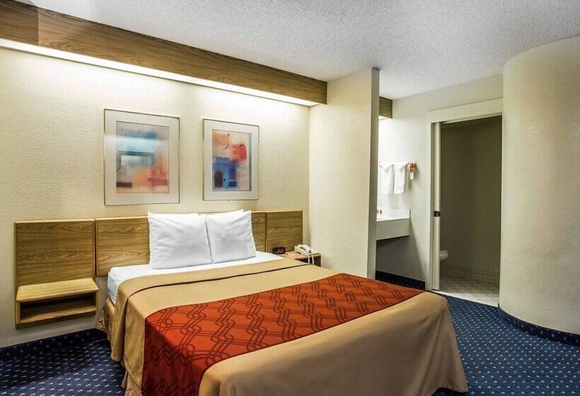 فندق Econo Lodge Denver International Airport