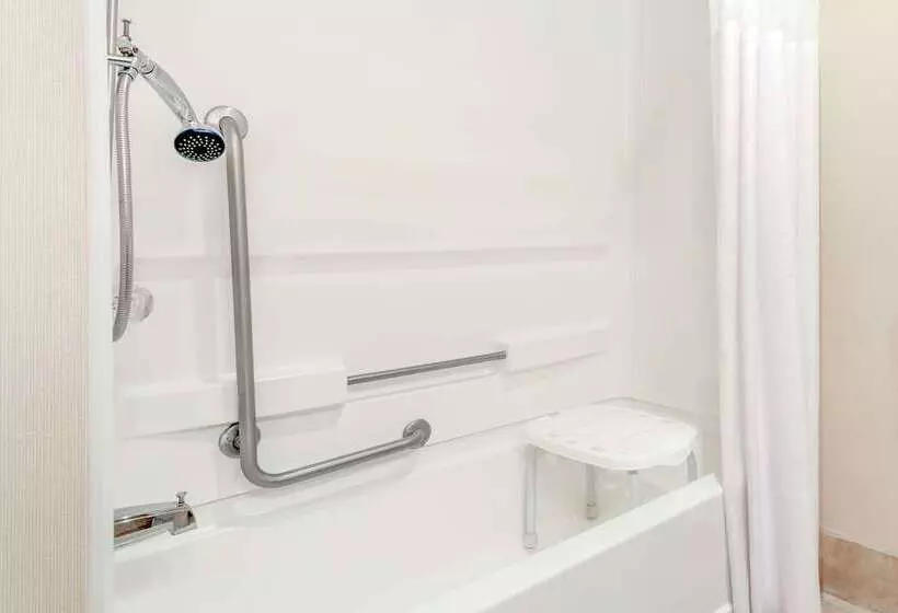 酒店 Howard Johnson By Wyndham Evansville East