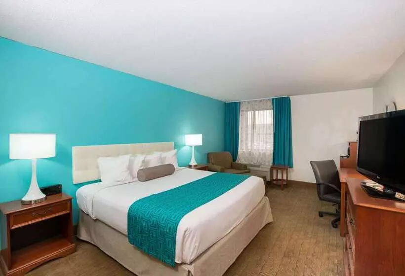 酒店 Howard Johnson By Wyndham Evansville East