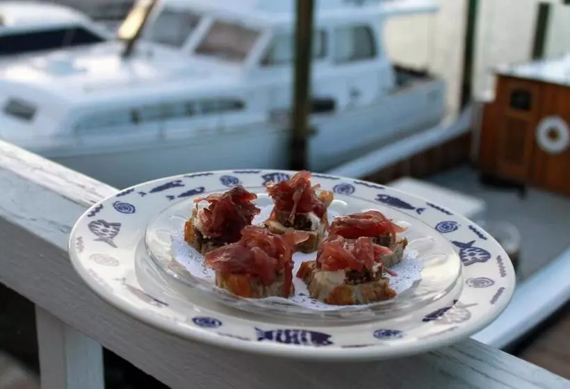 ホテル Smithfield Station