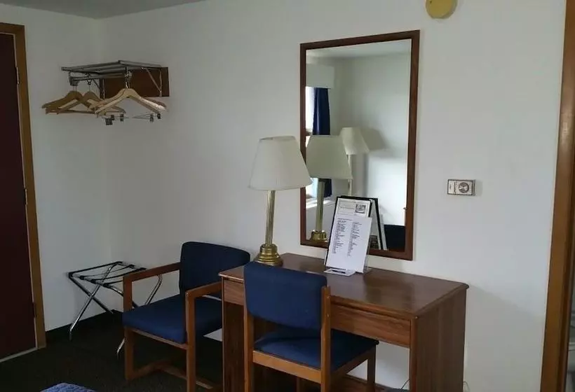 酒店 Amerivu Inn New Hampton