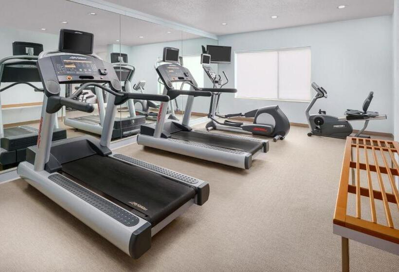 ホテル Springhill Suites Providence West Warwick