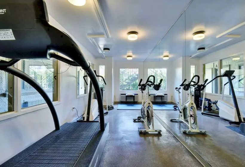 ホテル Stanford Terrace Inn