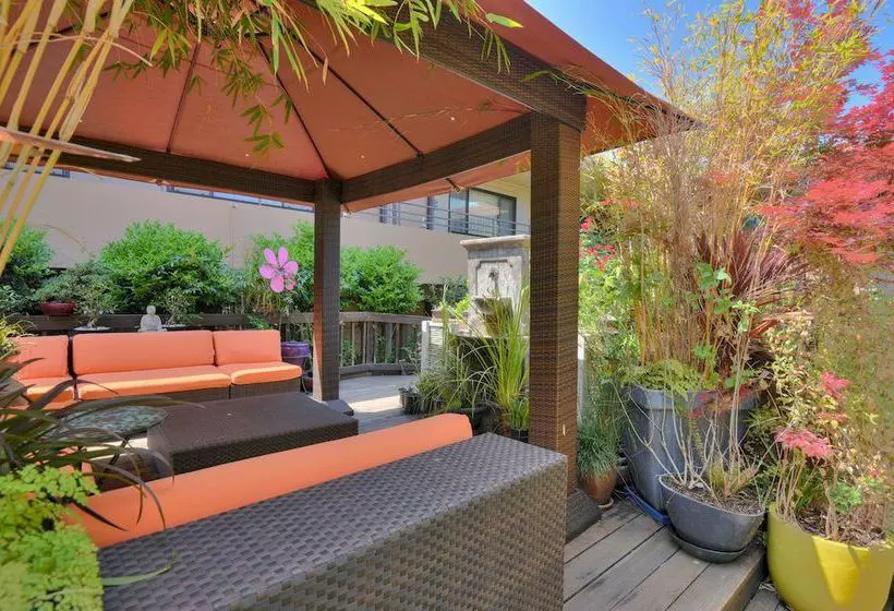 ホテル Stanford Terrace Inn