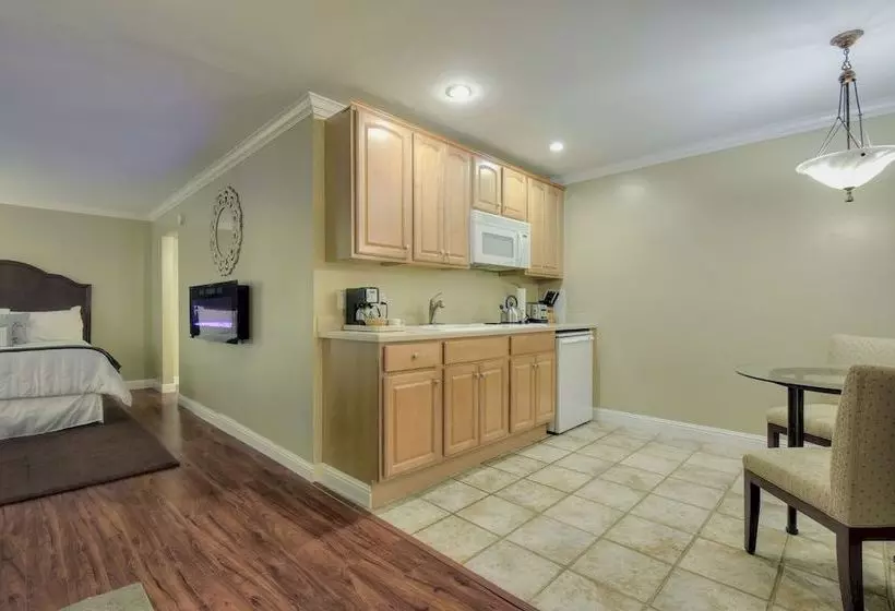 ホテル Stanford Terrace Inn