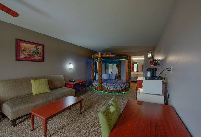 Hotel Brentwood Inn & Suites