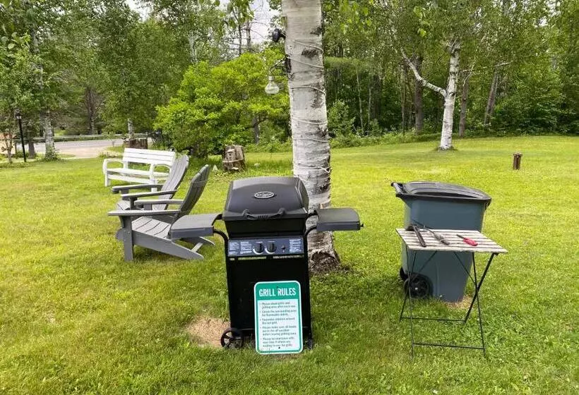 Snowdon Chalet Motel