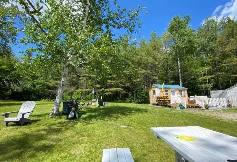 Snowdon Chalet Motel