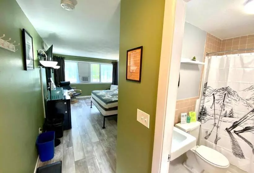 Snowdon Chalet Motel