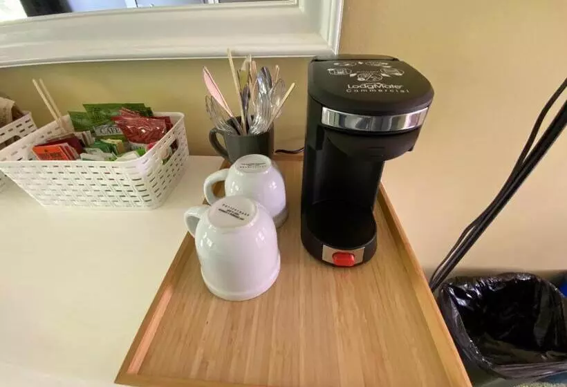 Snowdon Chalet Motel