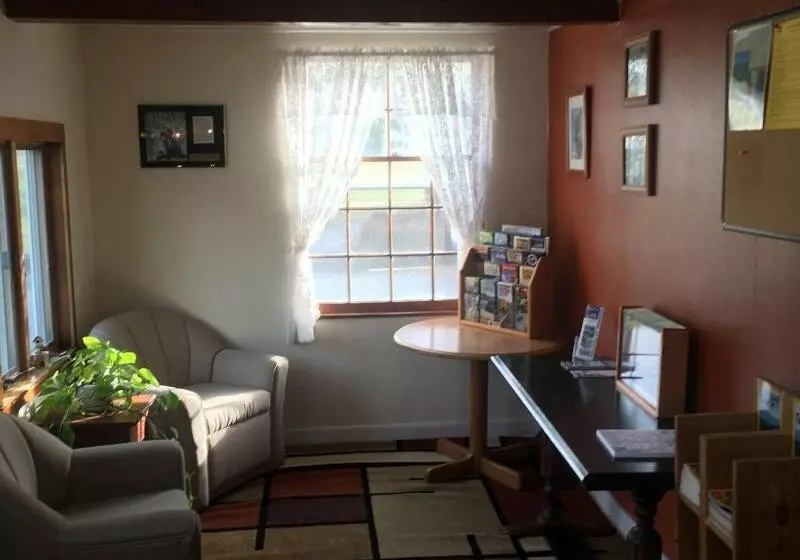 Stonybrook Motel & Lodge