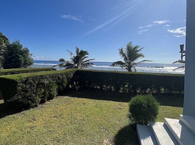 Coast Cook Islands 3 Bedroom Beachfront Pool Villa