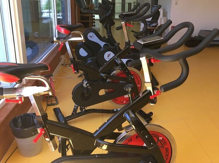 בית מלון כפרי Les Bains D'ovronnaz