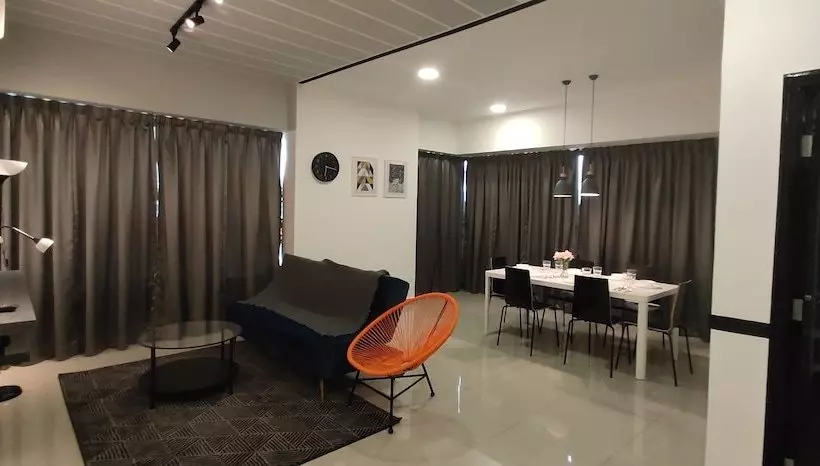 Arte Plus By Easy Suites