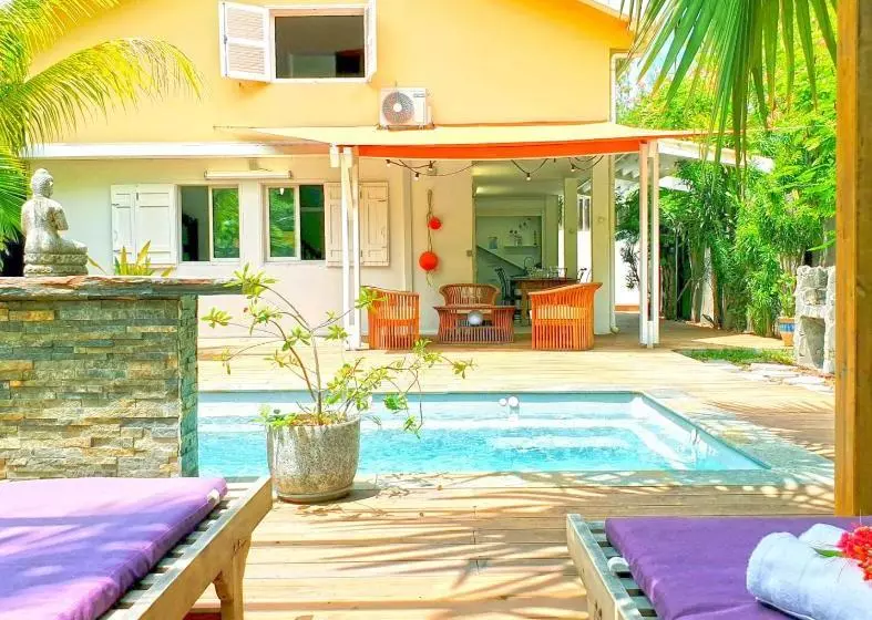 Villa Kadal