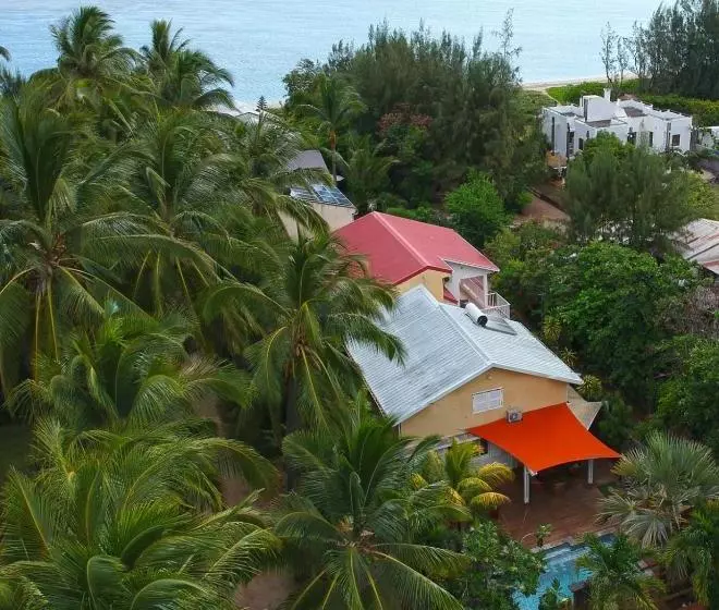 Villa Kadal