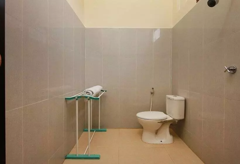 ユースホステル Pariban Homestay By Oyo Rooms