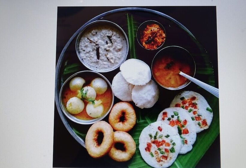 هاستل Sunshine Backpackers