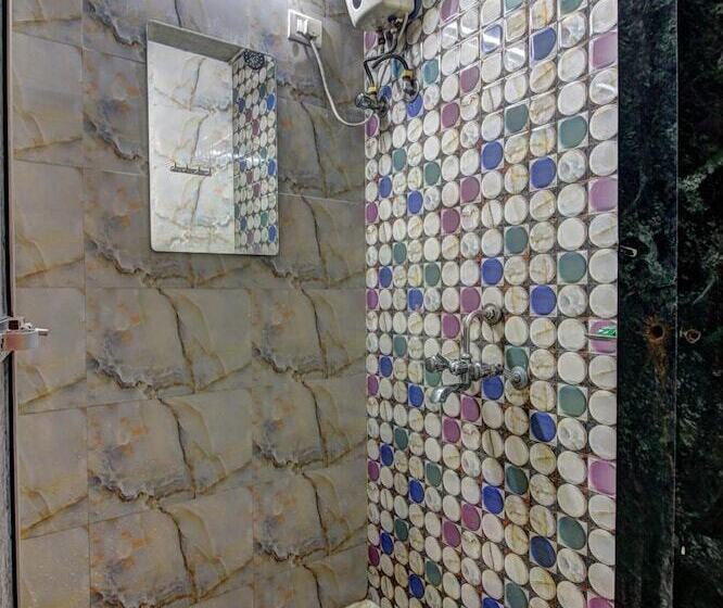 هاستل Sunshine Backpackers