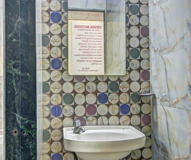 هاستل Sunshine Backpackers