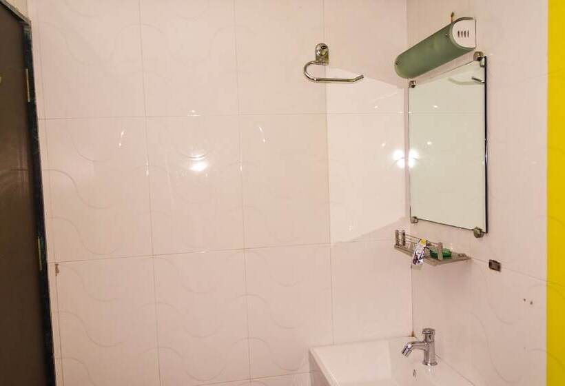 هاستل Sunshine Backpackers