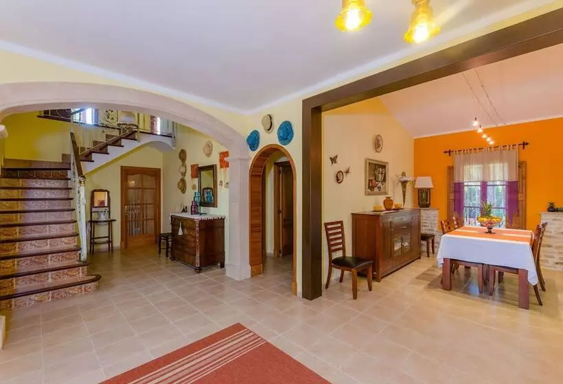 Santa Eulalia Petit In Muro