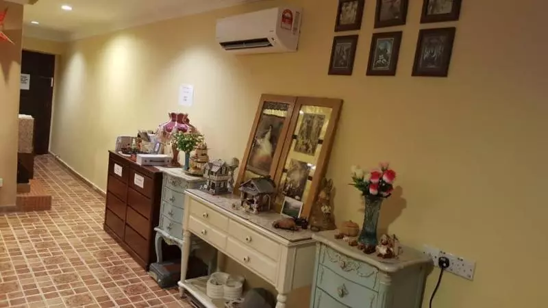 هتل Just Duvet Guesthouse