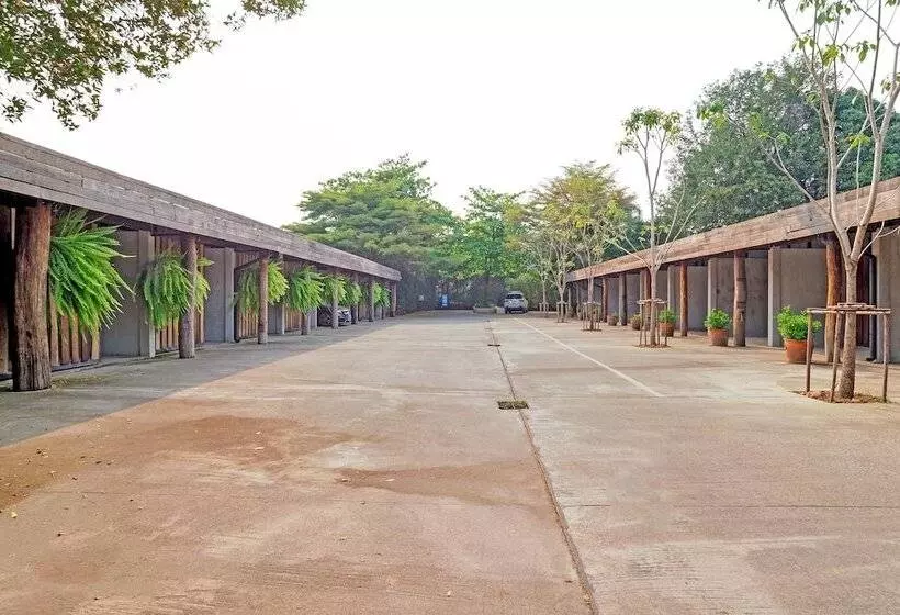 ホテル Ngeeb Bed & Breakfast