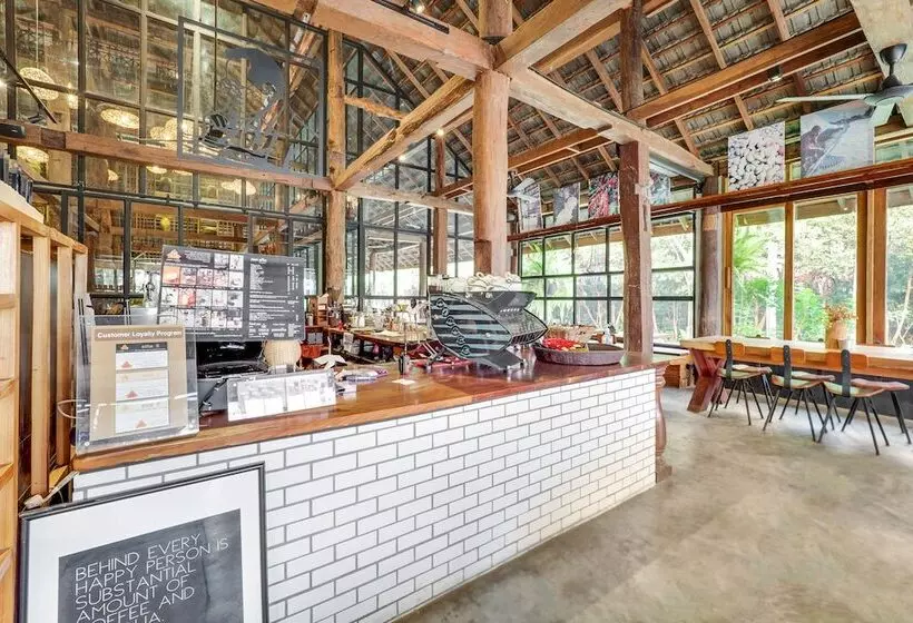 ホテル Ngeeb Bed & Breakfast