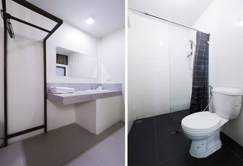 فندق Ngeeb Bed & Breakfast