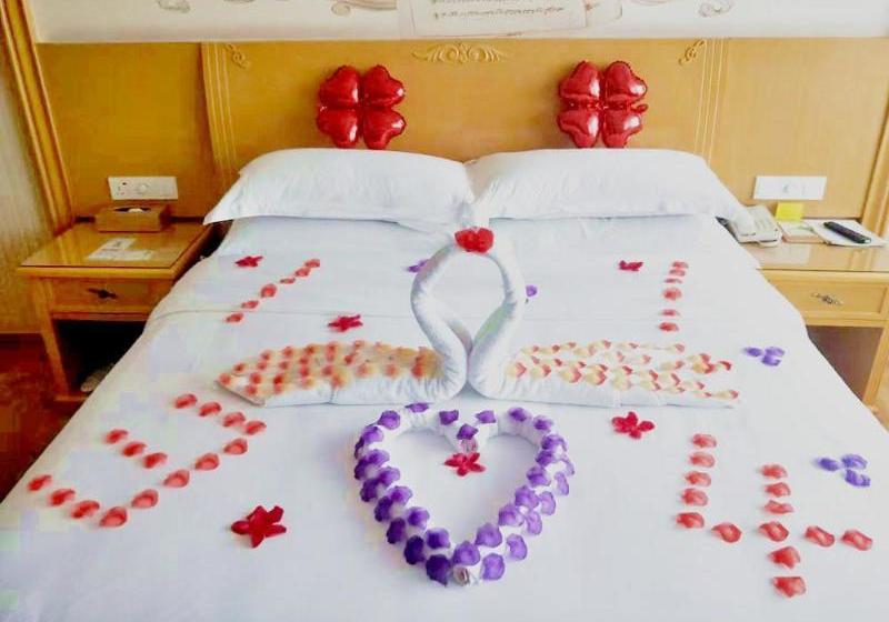 Отель Vienna Chengdu Xinfan Furniture City