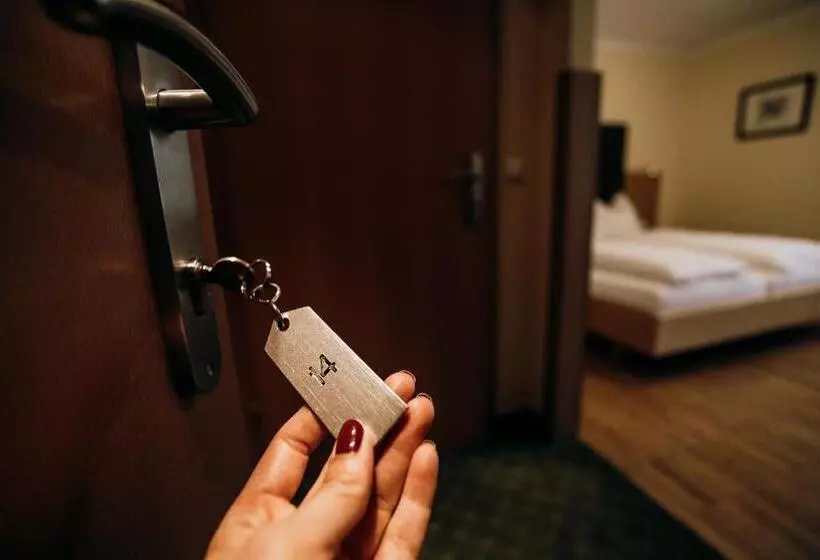 Hotelli Gasthof Rothwangl Hannes