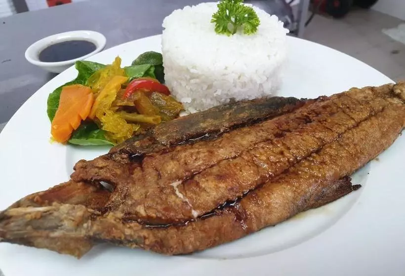 هتل Layag Resort