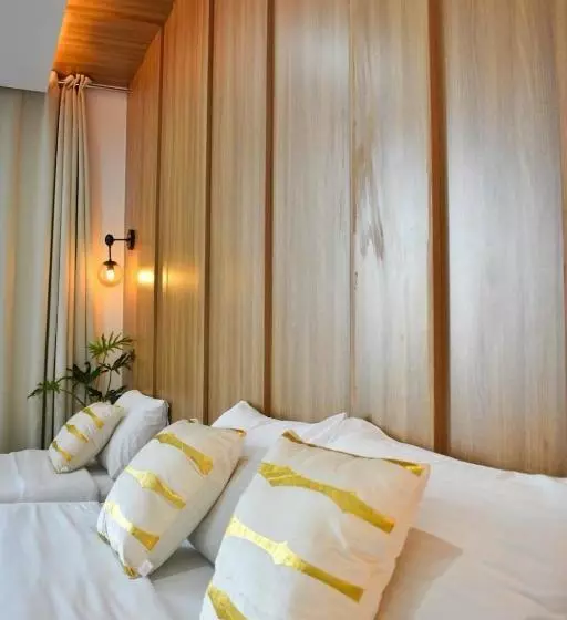 هتل Layag Resort